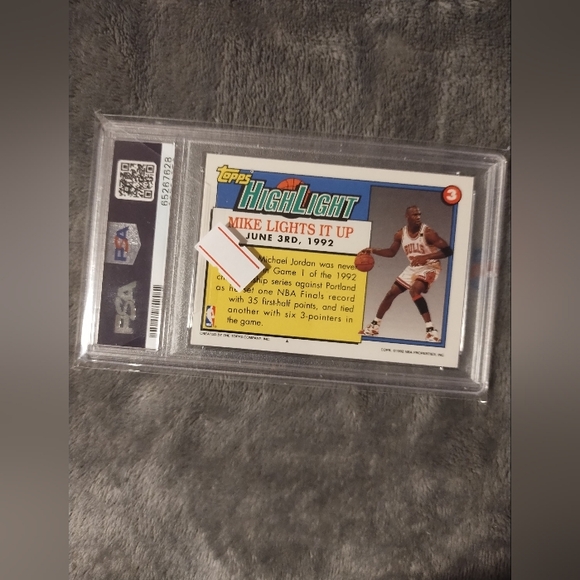 Michael Jordan NBA Card Mint Condition - Picture 2 of 3